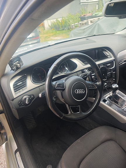 Audi A4 16 of 30