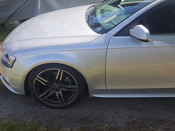 Audi A4 2 of 5