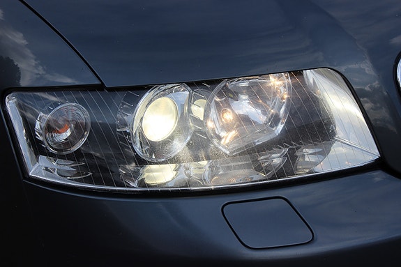 Audi A4 11 of 30