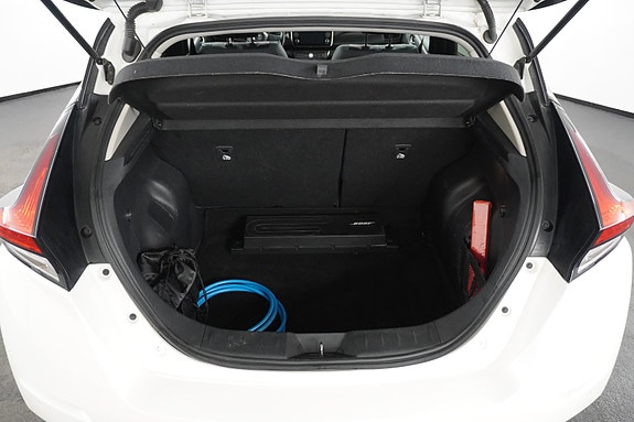 Nissan Leaf 24 of 27