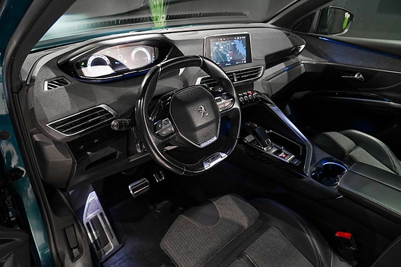 Peugeot 5008 25 of 30