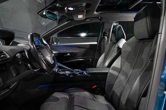 Peugeot 5008 21 of 30