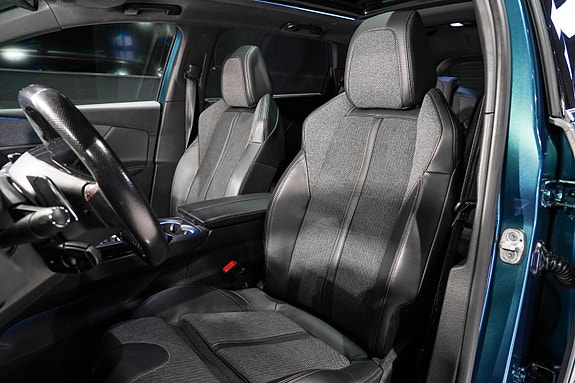 Peugeot 5008 24 of 30
