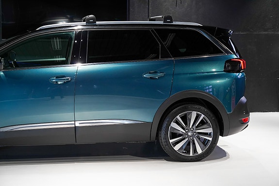 Peugeot 5008 5 of 30