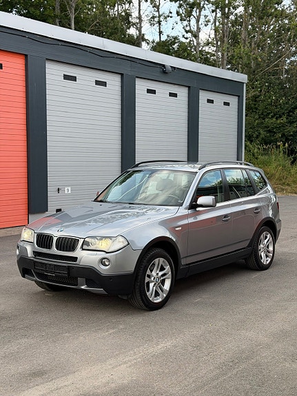 BMW X3 4 of 5