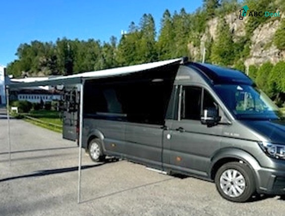 Adria Twin Max 680 SGX // Solc+Lit.batt // Senkeseng // LED-bar // NAV+R.kam // S.stativ // Utv.dusj+gass // V.hjul // 8 of 15