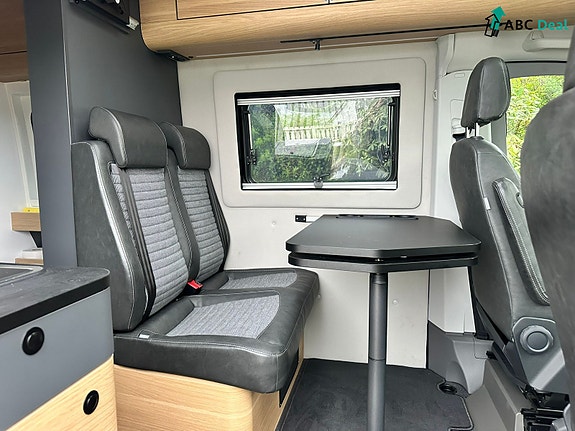 Adria Twin Max 680 SGX // Solc+Lit.batt // Senkeseng // LED-bar // NAV+R.kam // S.stativ // Utv.dusj+gass // V.hjul // 13 of 15