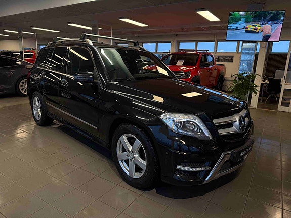 Mercedes-Benz GLK220 8 of 23