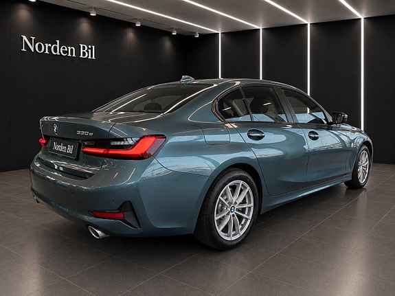 BMW 330e 2 of 30