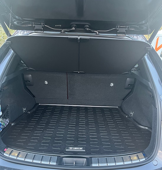 Lexus NX450h 7 of 27