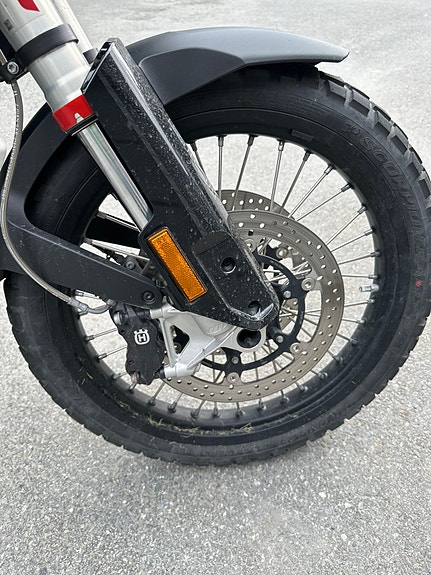 Husqvarna Norden 901 Expedition 8 of 10
