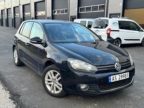 Volkswagen Golf VI 2 of 5