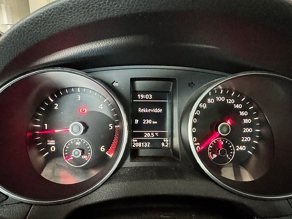 Volkswagen Golf VI 4 of 5