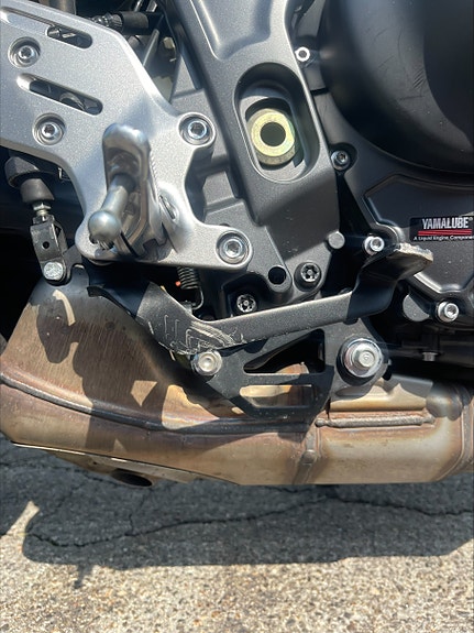 Yamaha MT-09 4 of 4