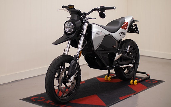 Zero FXE A1/Lett mc/44HK 2 of 23