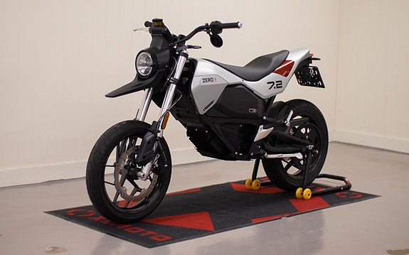Zero FXE A1/Lett mc/44HK 3 of 23
