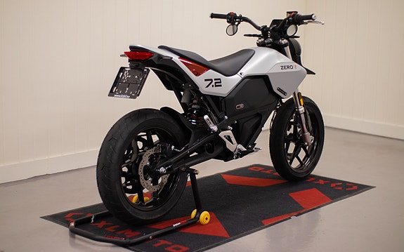 Zero FXE A1/Lett mc/44HK 9 of 23