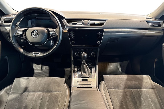 Skoda Superb 4 of 5
