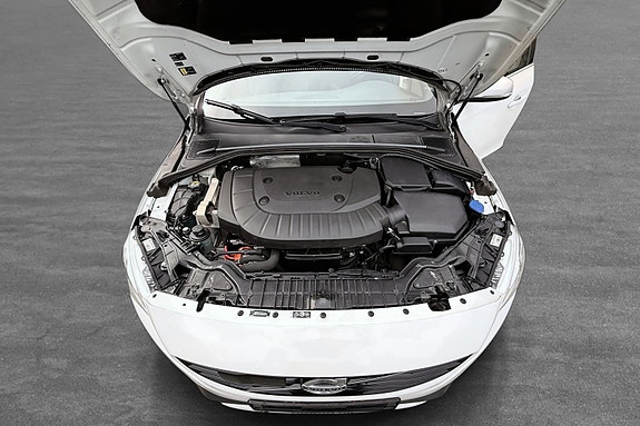 Volvo V60 22 of 30