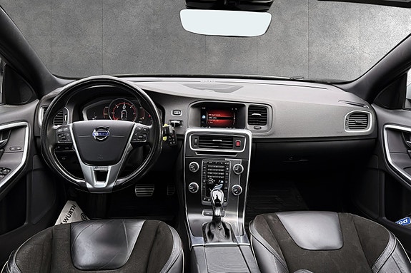 Volvo V60 28 of 30