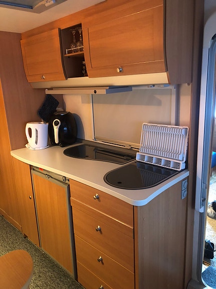 Knaus Royale 680 - Kjøp campingvogn og få spiker-telt i Eikedalen med på kjøpet!!! 22 of 28