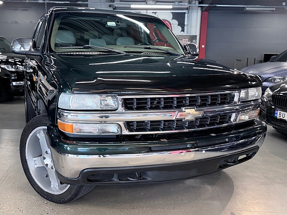 Chevrolet Tahoe 18 of 30