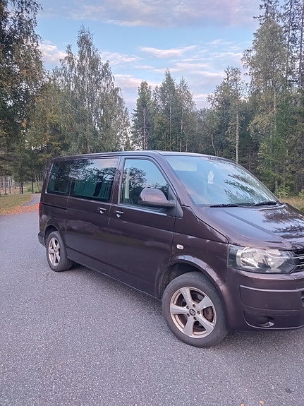 Volkswagen Multivan 3 of 30