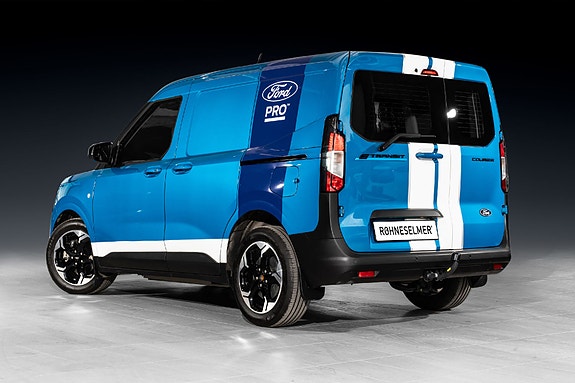 Ford E-Transit Courier 5 of 5