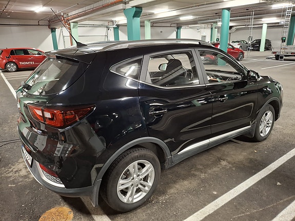 MG ZS EV 17 of 18