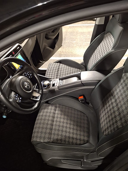 MG ZS EV 5 of 18