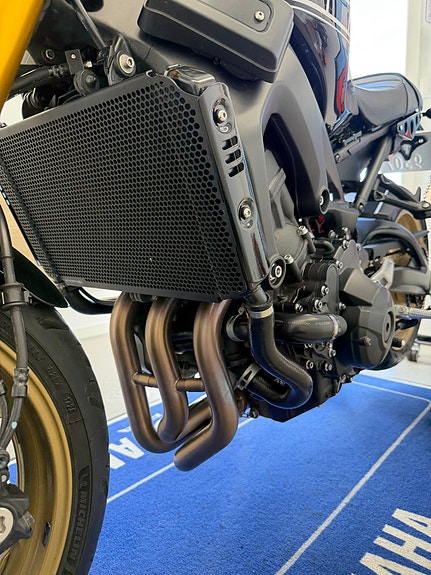 Yamaha XSR 900 11 of 15