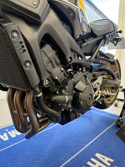 Yamaha XSR 900 12 of 15