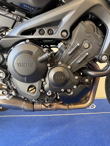 Yamaha XSR 900 15 of 15