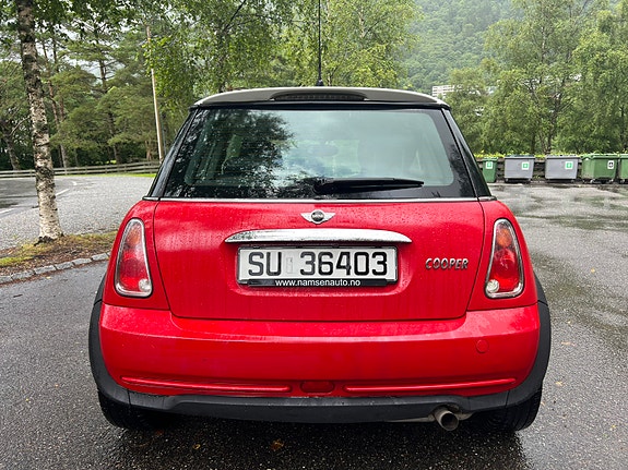 MINI Cooper 5 of 5