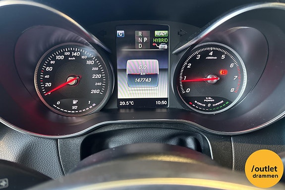 Mercedes-Benz GLC350 e 17 of 26