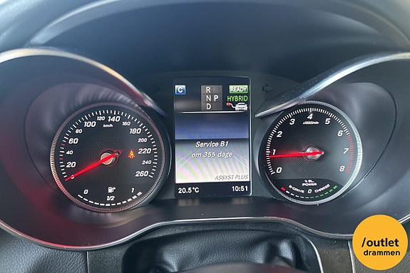 Mercedes-Benz GLC350 e 21 of 26