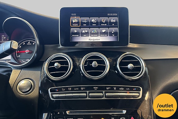 Mercedes-Benz GLC350 e 24 of 26