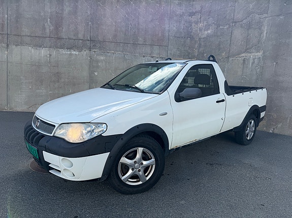 Fiat Strada 2 of 14