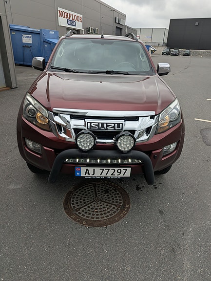 Isuzu D-max 4 of 30