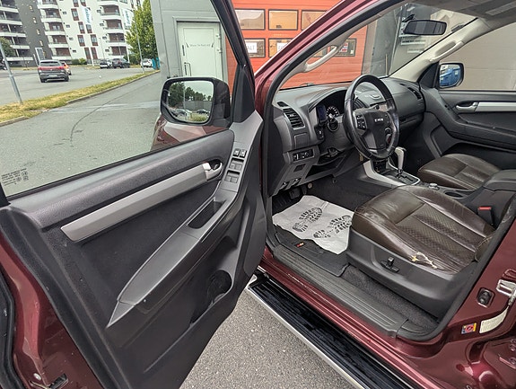 Isuzu D-max 17 of 30