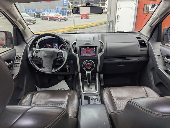 Isuzu D-max 12 of 30