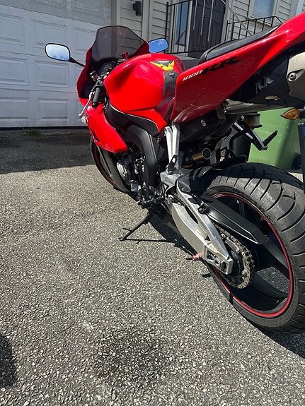 Honda CBR 1000 RR 7 of 11