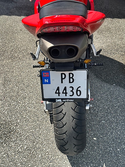 Honda CBR 1000 RR 6 of 11