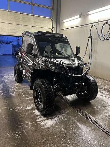 Can-Am Maverick 11 of 13
