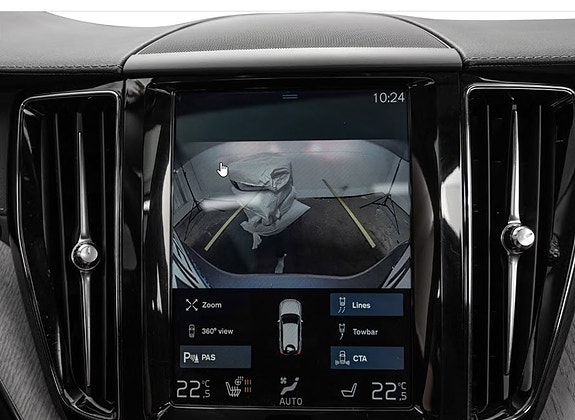 Volvo XC60 15 of 23
