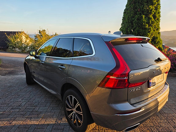Volvo XC60 4 of 23