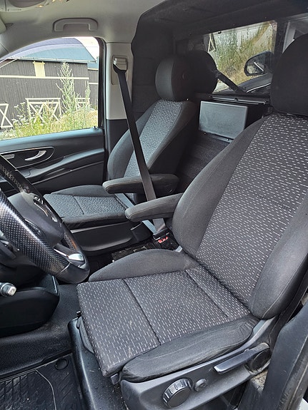 Mercedes-Benz Vito 119 8 of 13