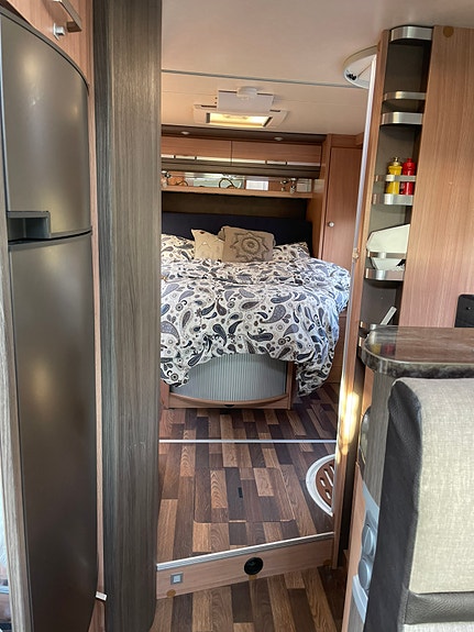 Knaus R16 12 of 27