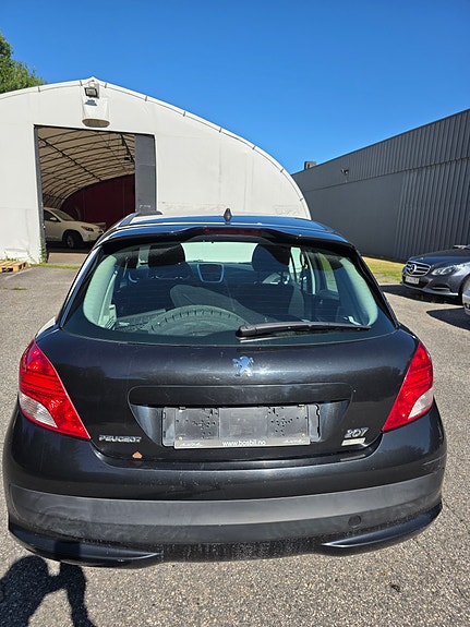 Peugeot 207 5 of 26