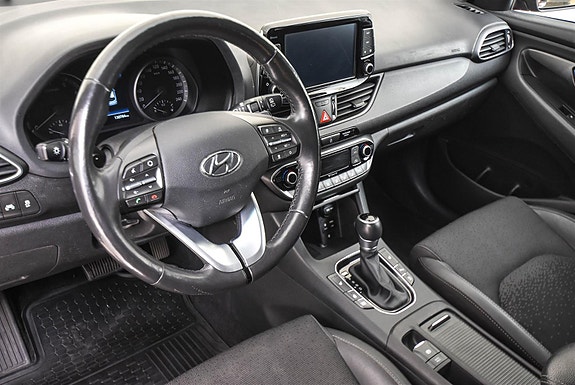 Hyundai i30 10 of 26